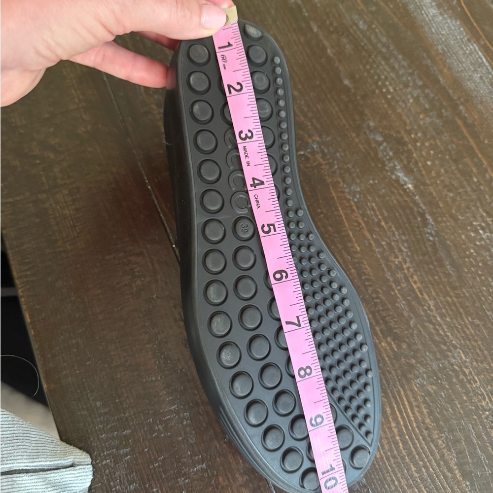 ECCO Women's Black Ankle Boots - Picture 2 of 3